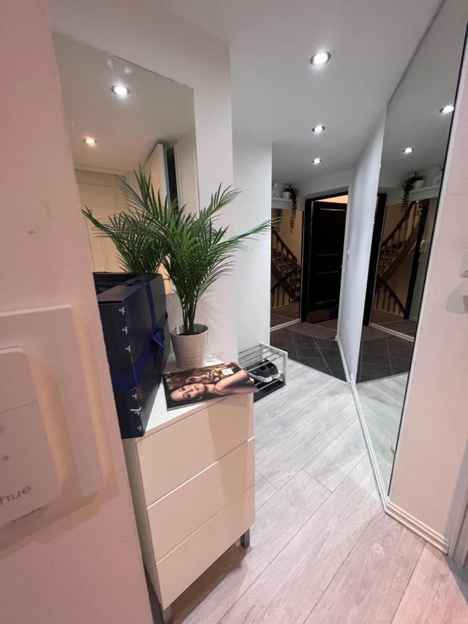 Elegant Private Room Oslo Central - Grunerlokka 1Km From Oslo S Station エクステリア 写真
